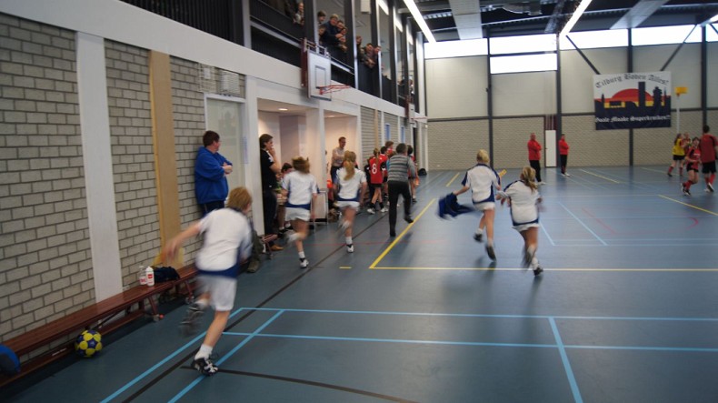 DSC00684 02-19-2011-site.jpg